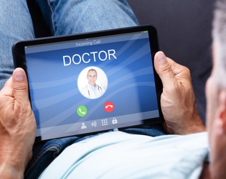 Digitization and customer communication channels in healthcare